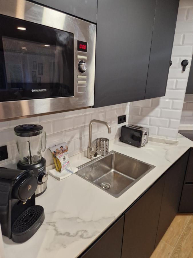 Brand New Apartment Very Cosy And Awesome Display Close To The Ski Slope! Private Parking 시에라네바다 외부 사진