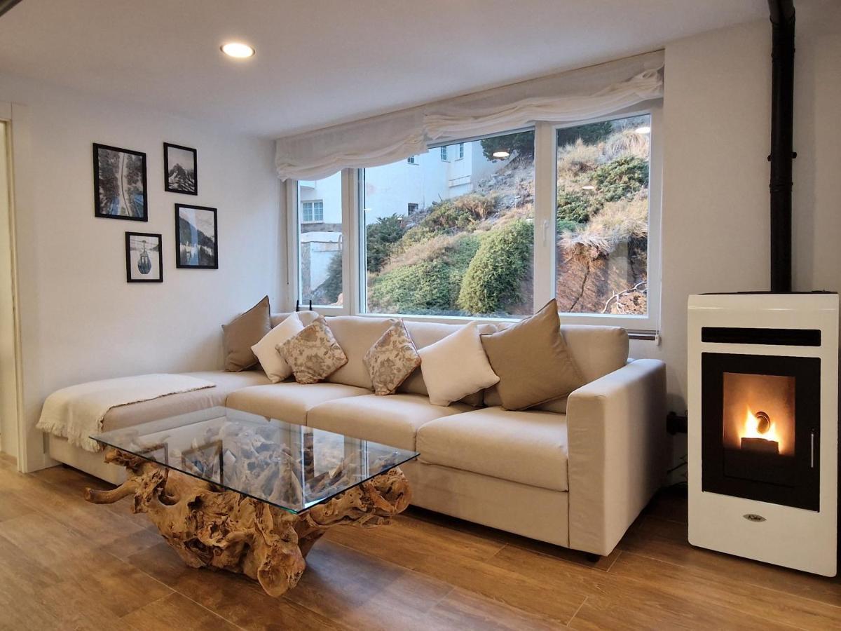 Brand New Apartment Very Cosy And Awesome Display Close To The Ski Slope! Private Parking 시에라네바다 외부 사진